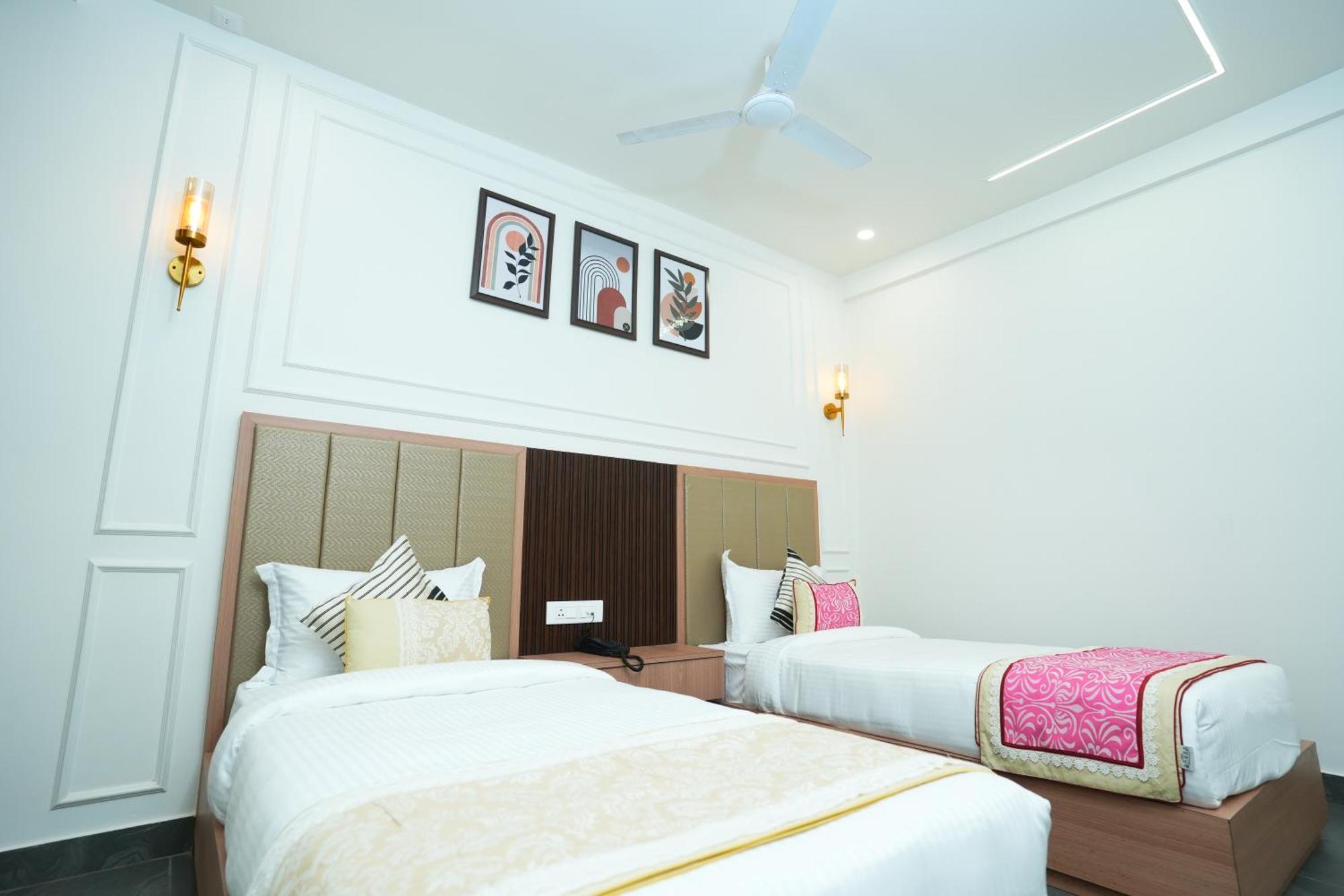 Anaya Retreat Hotel Varanasi Bagian luar foto